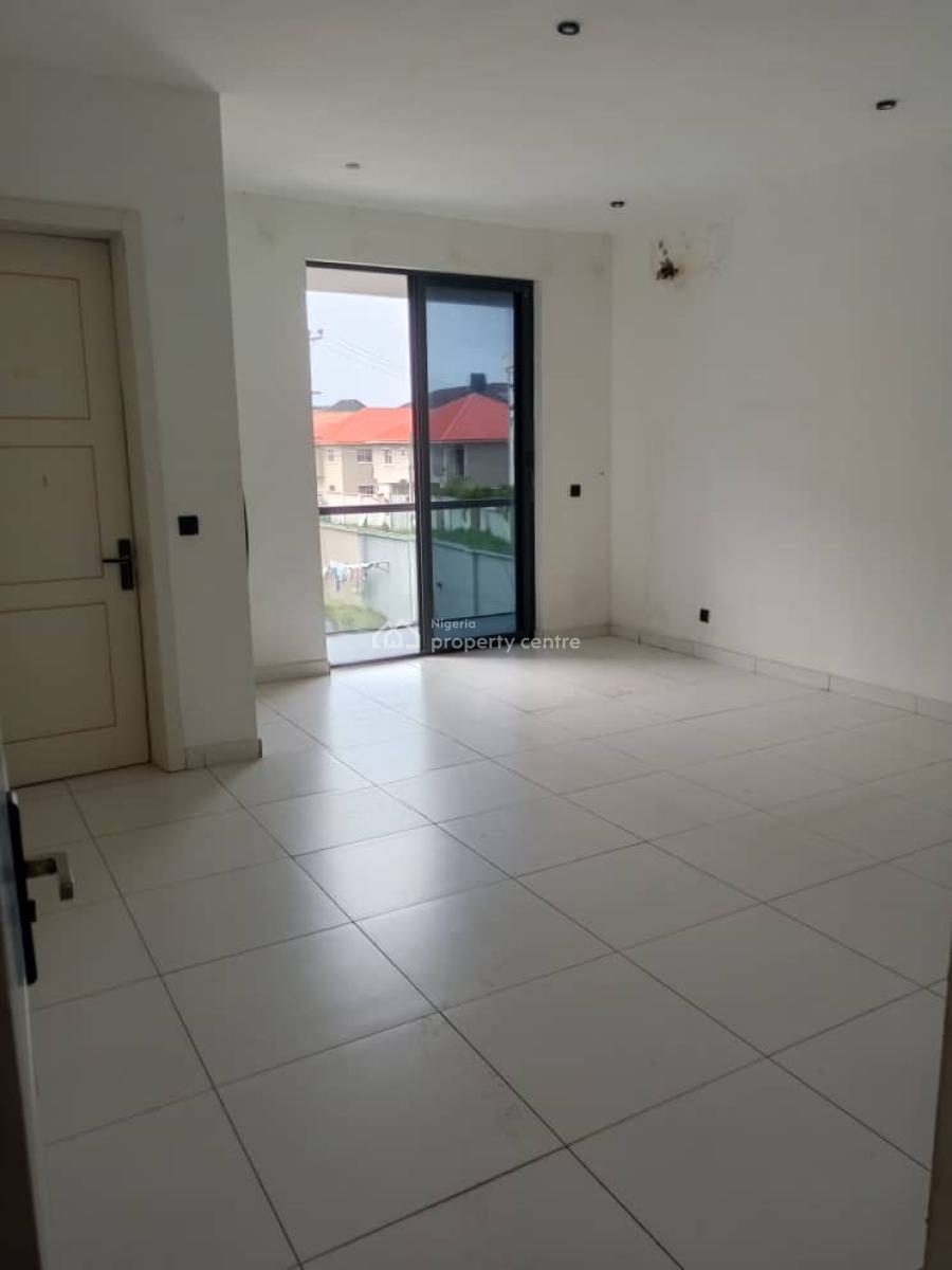 Neat and Spacious 4 Bedroom Terrace Duplex with Bq, Ologolo, Lekki, Lagos, Terraced Duplex for Rent