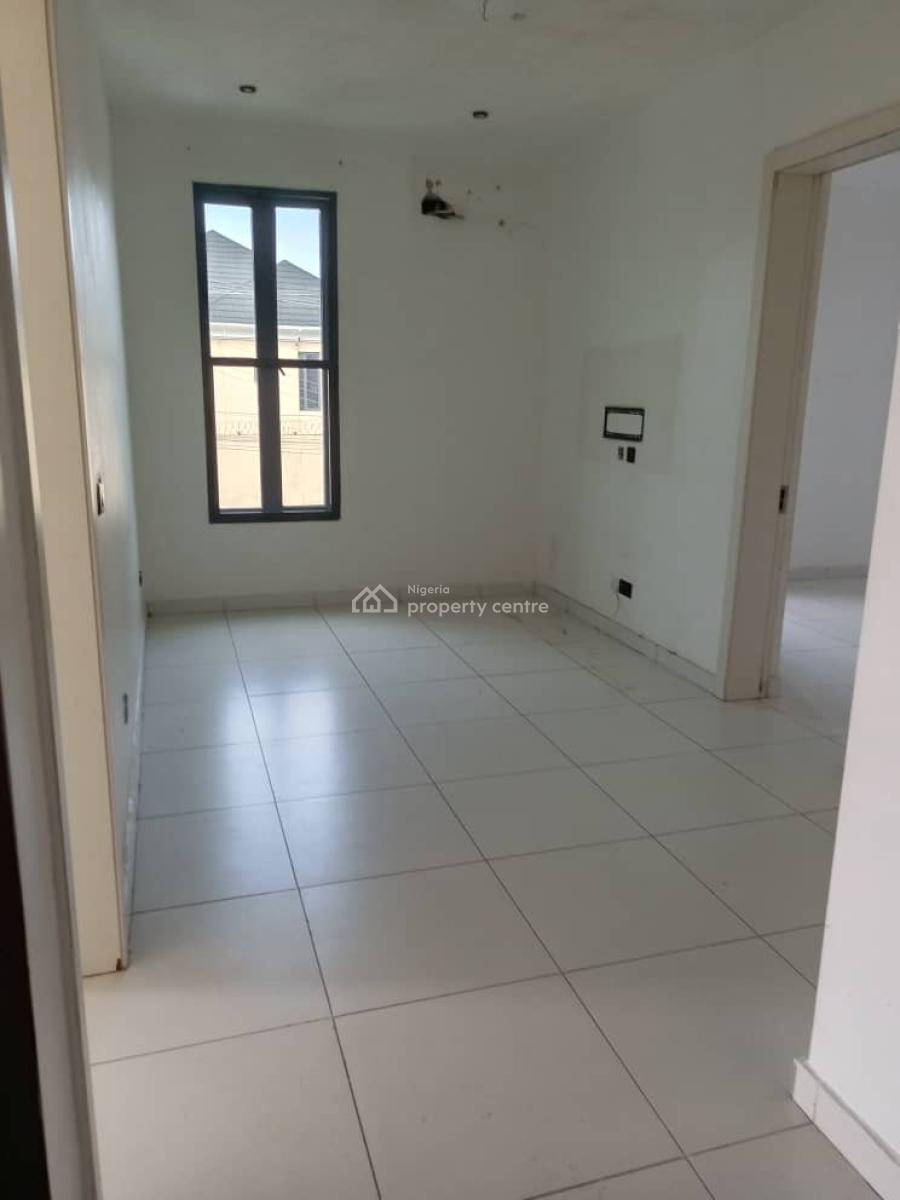 Neat and Spacious 4 Bedroom Terrace Duplex with Bq, Ologolo, Lekki, Lagos, Terraced Duplex for Rent
