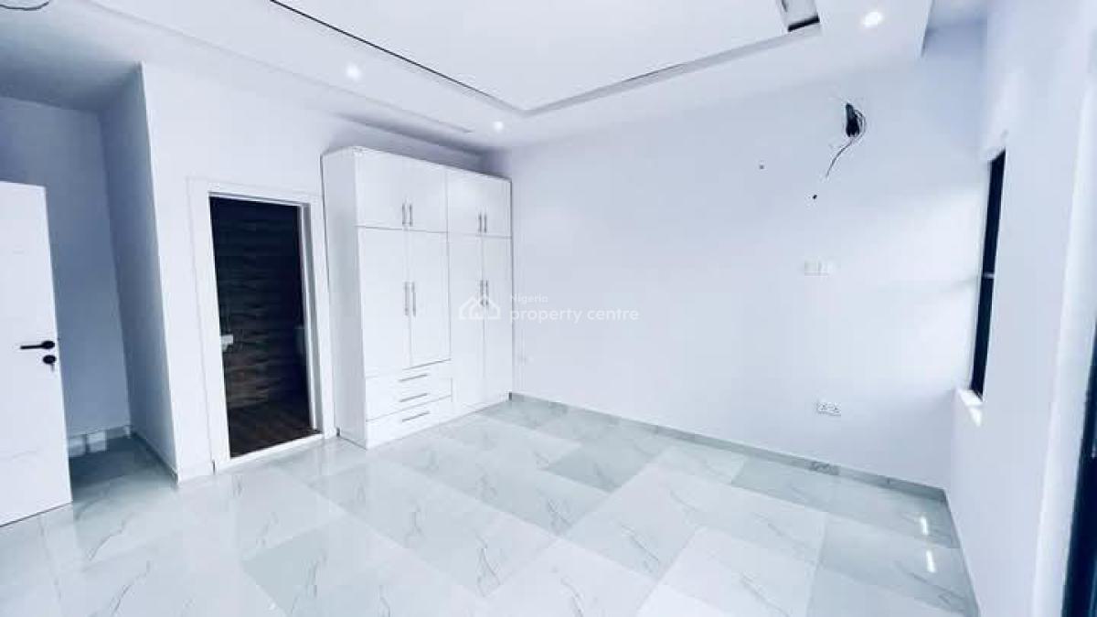 Find Your Dream Home! 2-bedroom Apartment, Ajah, Lagos, Flat / Apartment for Sale