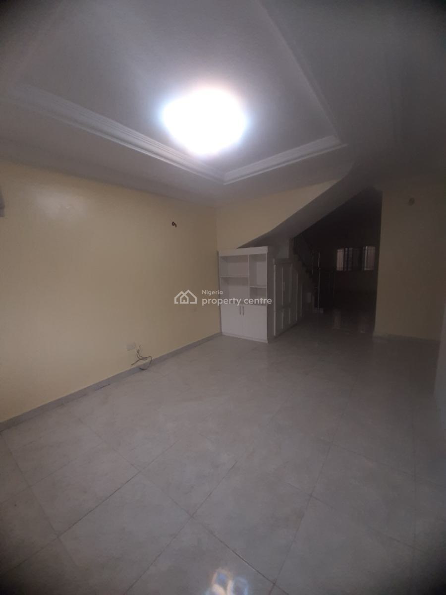 3 Bedroom Terrace Duplex, Lekki Phase 1, Lekki, Lagos, Terraced Duplex for Rent