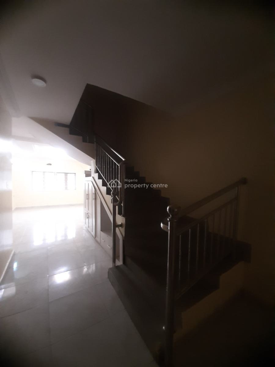 3 Bedroom Terrace Duplex, Lekki Phase 1, Lekki, Lagos, Terraced Duplex for Rent