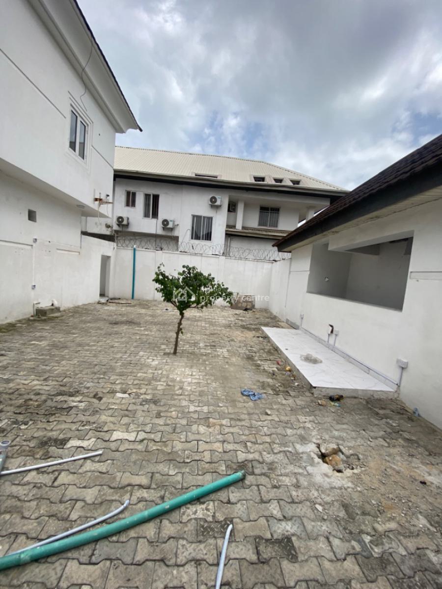 a Commercial 10 Bedrooms Fully Detached Duplex with Two Boys Quarters, Lekki Phase 1, Lekki, Lagos, Commercial Property for Rent