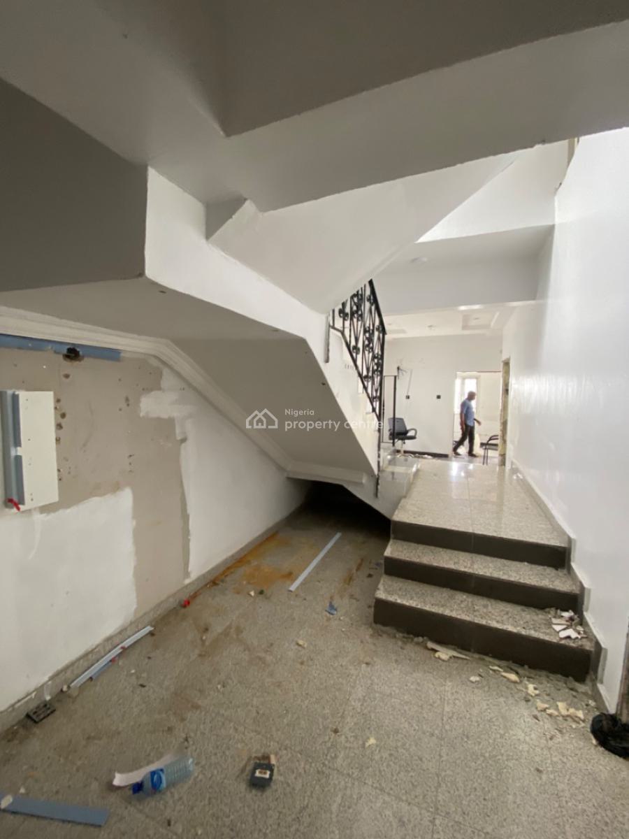 a Commercial 10 Bedrooms Fully Detached Duplex with Two Boys Quarters, Lekki Phase 1, Lekki, Lagos, Commercial Property for Rent