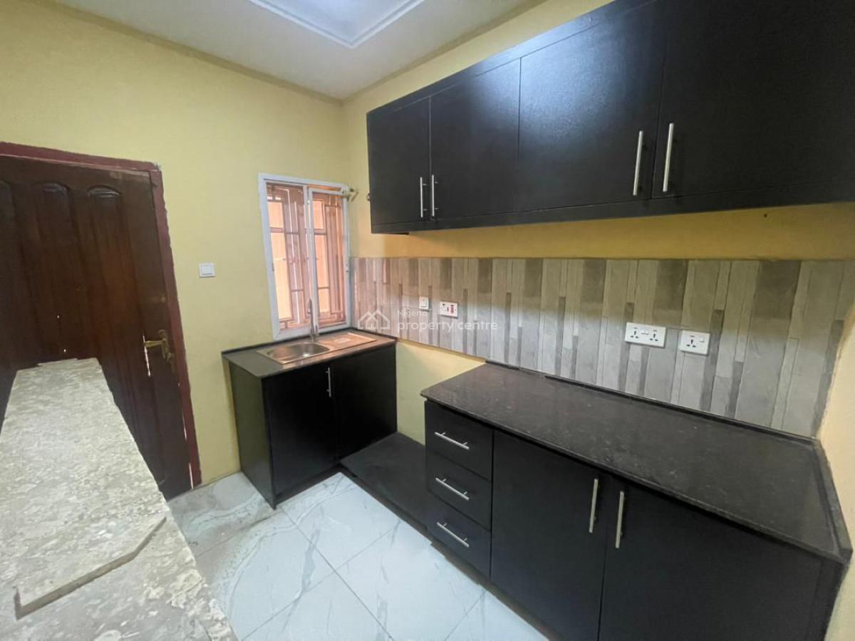 Nice 3 Bedroom Flat with Sweet Modern Facilities, Orogun, Ibadan, Oyo, Flat / Apartment for Rent