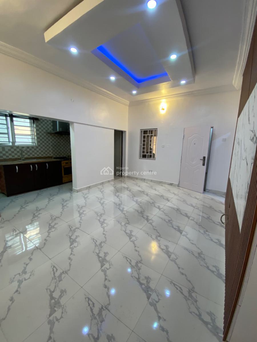 a Spacious Self Serviced 2 Bedrooms Apartments, Off Admiralty Lekki, Lekki Phase 1, Lekki, Lagos, Flat / Apartment for Rent