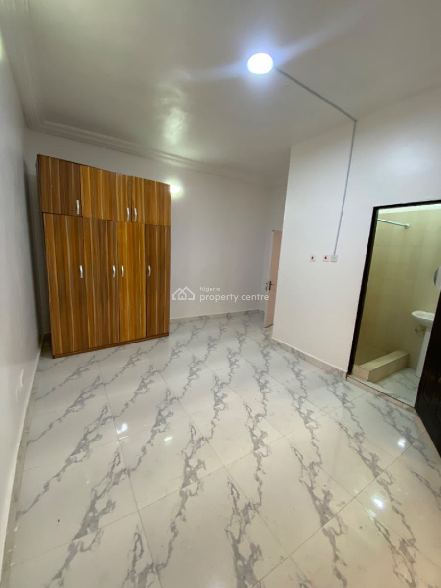 a Spacious Self Serviced 2 Bedrooms Apartments, Off Admiralty Lekki, Lekki Phase 1, Lekki, Lagos, Flat / Apartment for Rent