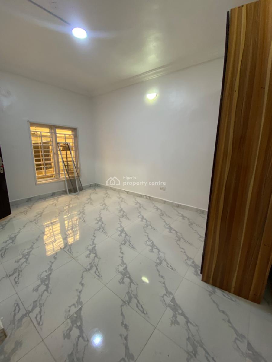a Spacious Self Serviced 2 Bedrooms Apartments, Off Admiralty Lekki, Lekki Phase 1, Lekki, Lagos, Flat / Apartment for Rent