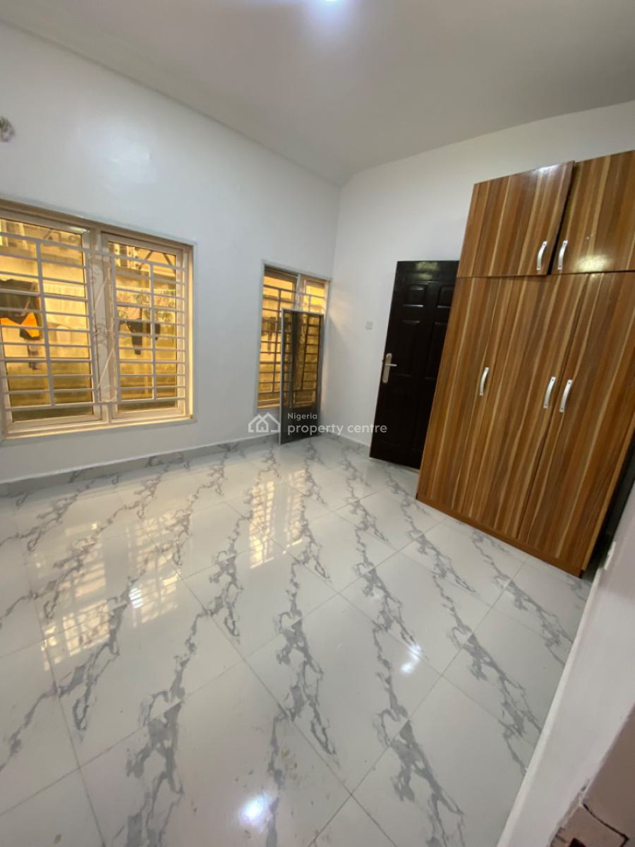 a Spacious Self Serviced 2 Bedrooms Apartments, Off Admiralty Lekki, Lekki Phase 1, Lekki, Lagos, Flat / Apartment for Rent