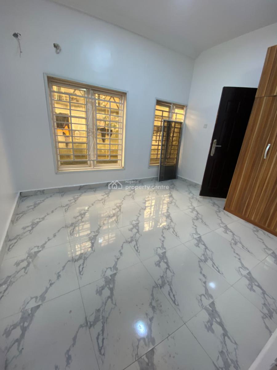 a Spacious Self Serviced 2 Bedrooms Apartments, Off Admiralty Lekki, Lekki Phase 1, Lekki, Lagos, Flat / Apartment for Rent