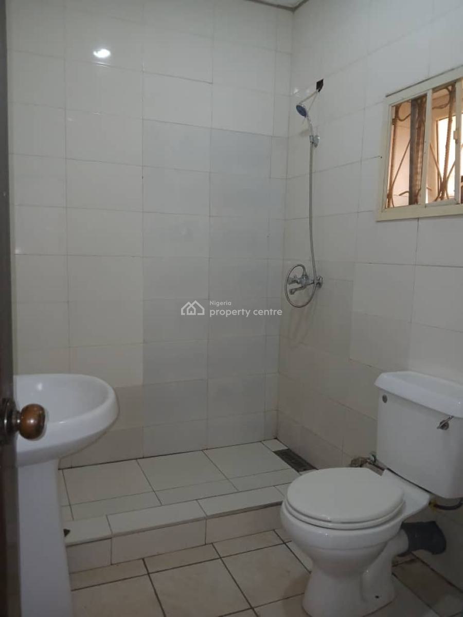 3 Bedroom Bungalow Inside an Estate with Its Own Compound, Maitama District, Abuja, Semi-detached Bungalow for Rent