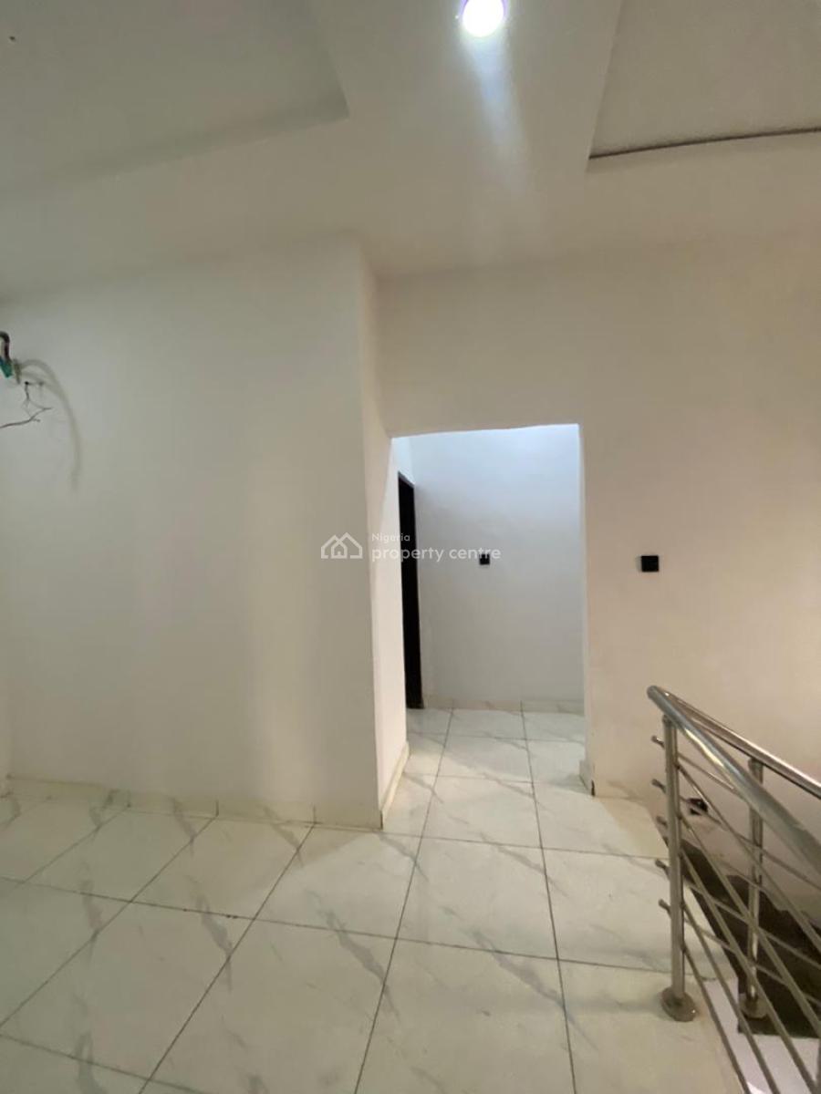 Lovely 3 Bedroom Terrace House Without Bq, General Painting Bustop, Sangotedo, Ajah, Lagos, House for Rent