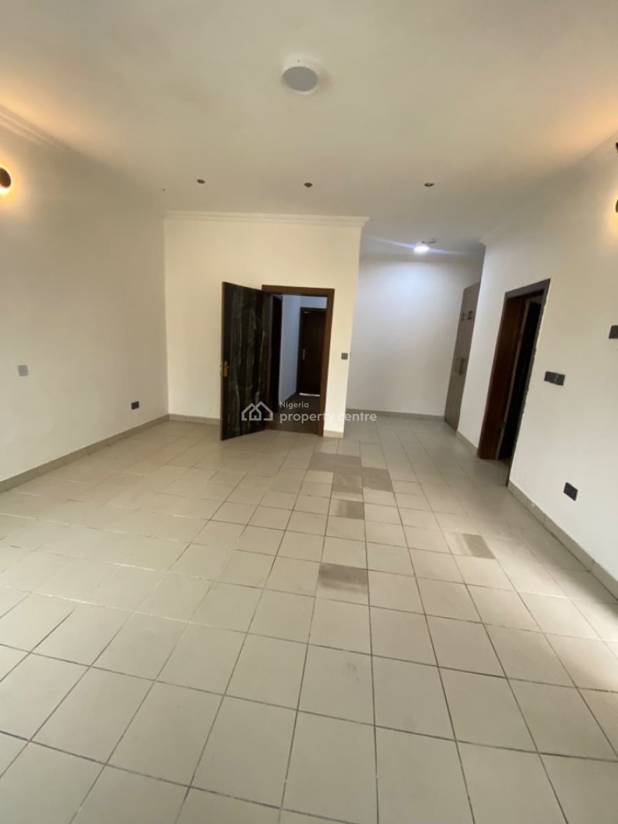 a Contemporary/brand New 4 Bedrooms Terraced Duplex with Bq, Lekki Phase 1, Lekki, Lagos, Terraced Duplex for Rent