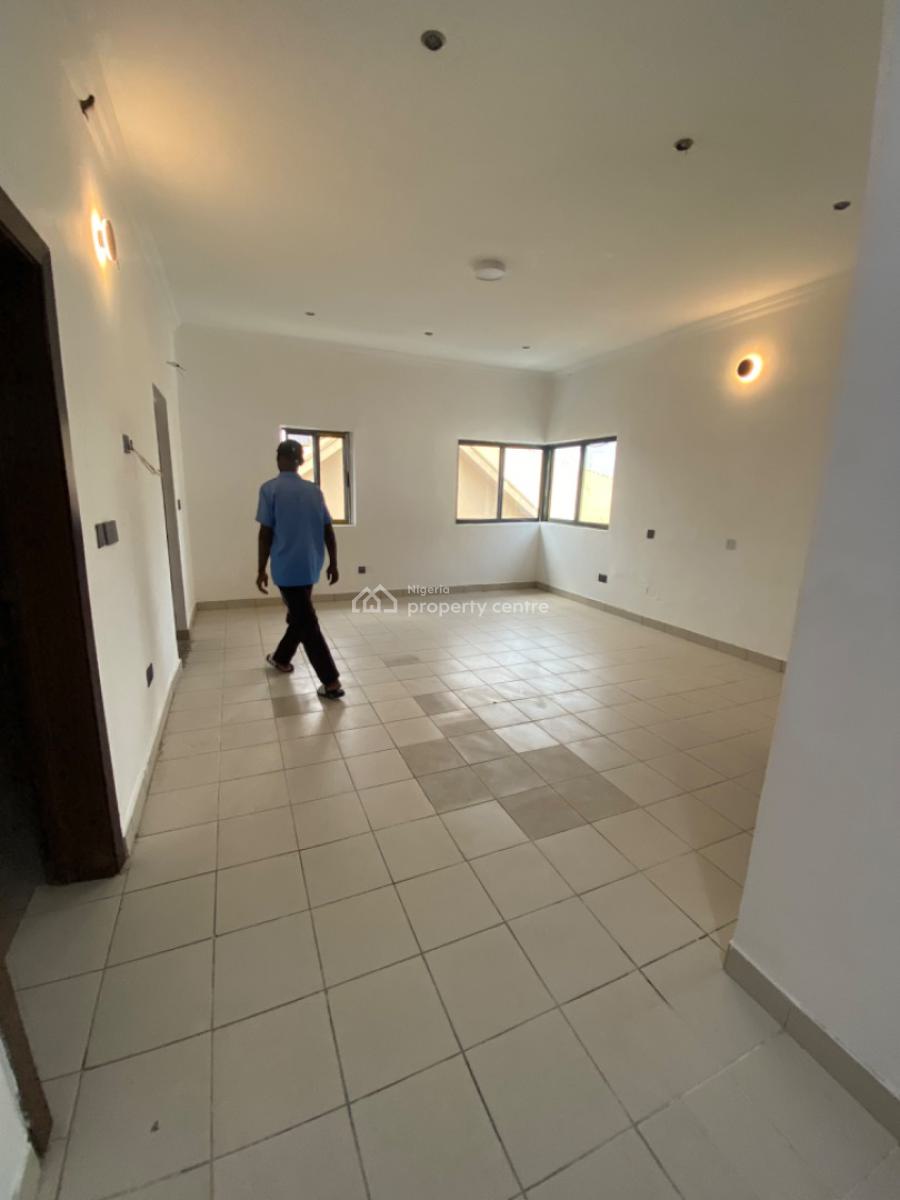 a Contemporary/brand New 4 Bedrooms Terraced Duplex with Bq, Lekki Phase 1, Lekki, Lagos, Terraced Duplex for Rent
