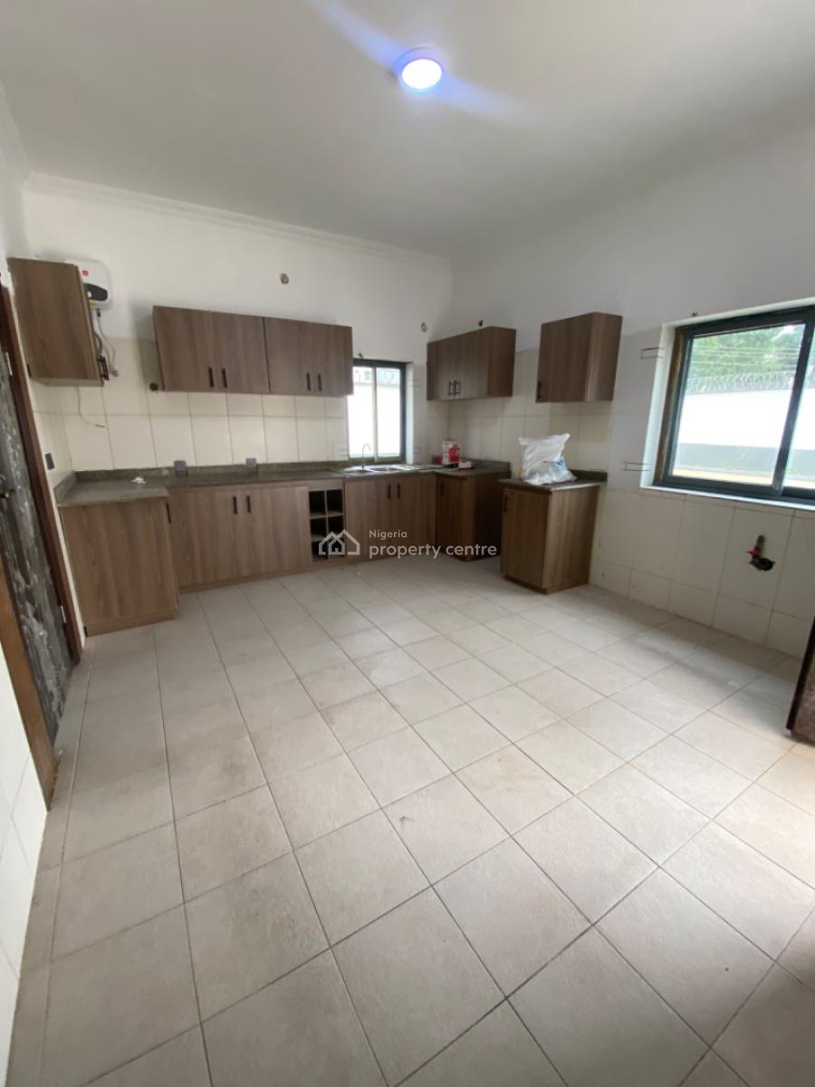 a Contemporary/brand New 4 Bedrooms Terraced Duplex with Bq, Lekki Phase 1, Lekki, Lagos, Terraced Duplex for Rent