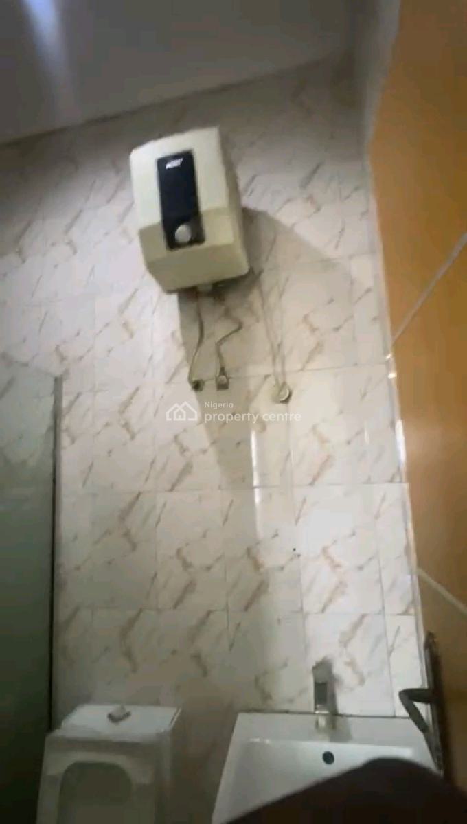 Decent and Standard 3 Bedrooms Upflat with All Rooms Ensuite and Guest Toilet, Gbagada, Lagos, Flat / Apartment for Rent