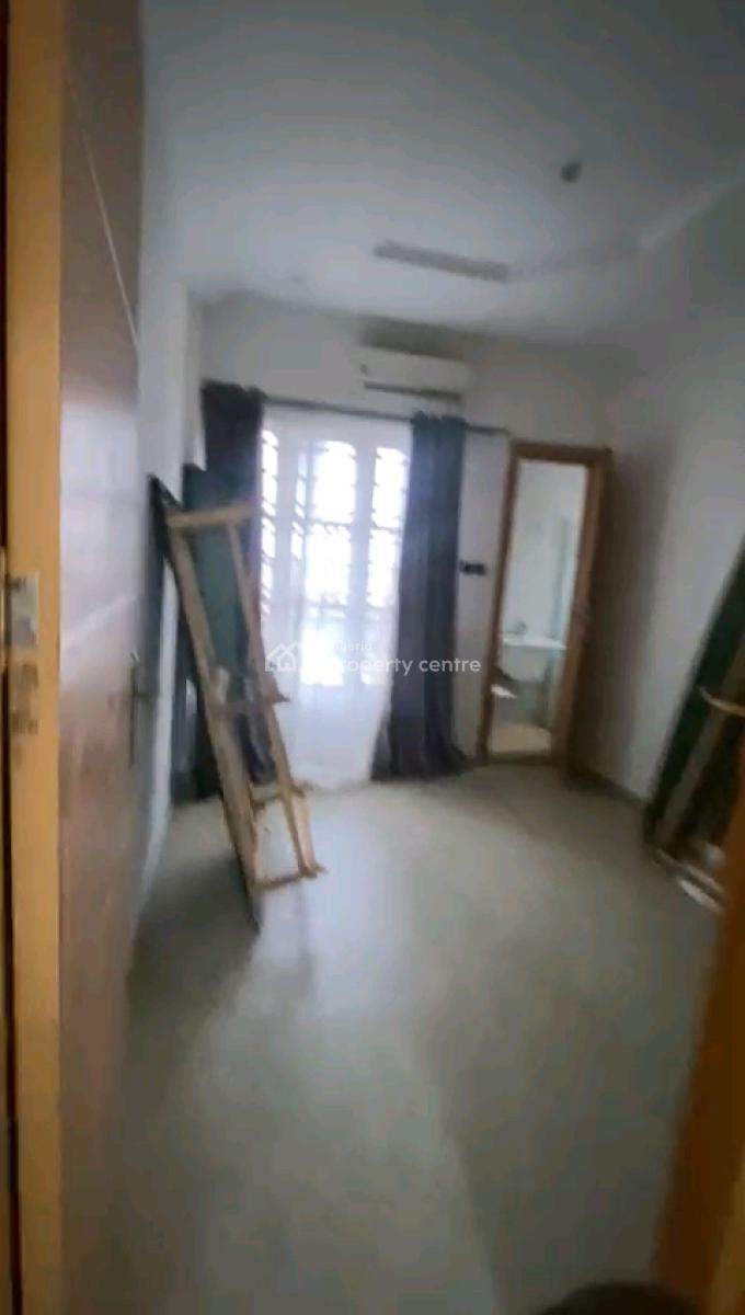Decent and Standard 3 Bedrooms Upflat with All Rooms Ensuite and Guest Toilet, Gbagada, Lagos, Flat / Apartment for Rent