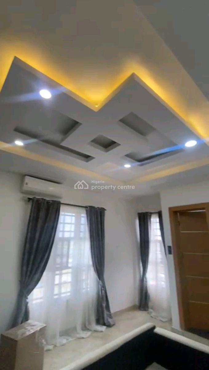 Decent and Standard 3 Bedrooms Upflat with All Rooms Ensuite and Guest Toilet, Gbagada, Lagos, Flat / Apartment for Rent