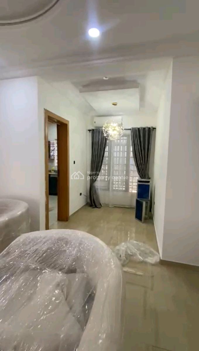 Decent and Standard 3 Bedrooms Upflat with All Rooms Ensuite and Guest Toilet, Gbagada, Lagos, Flat / Apartment for Rent