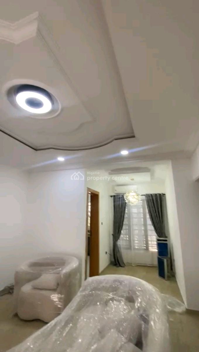 Decent and Standard 3 Bedrooms Upflat with All Rooms Ensuite and Guest Toilet, Gbagada, Lagos, Flat / Apartment for Rent