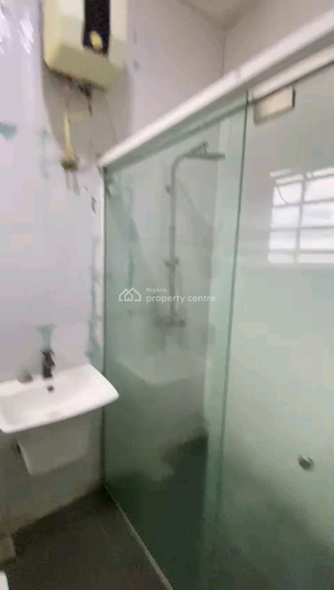 Decent and Standard 3 Bedrooms Upflat with All Rooms Ensuite and Guest Toilet, Gbagada, Lagos, Flat / Apartment for Rent
