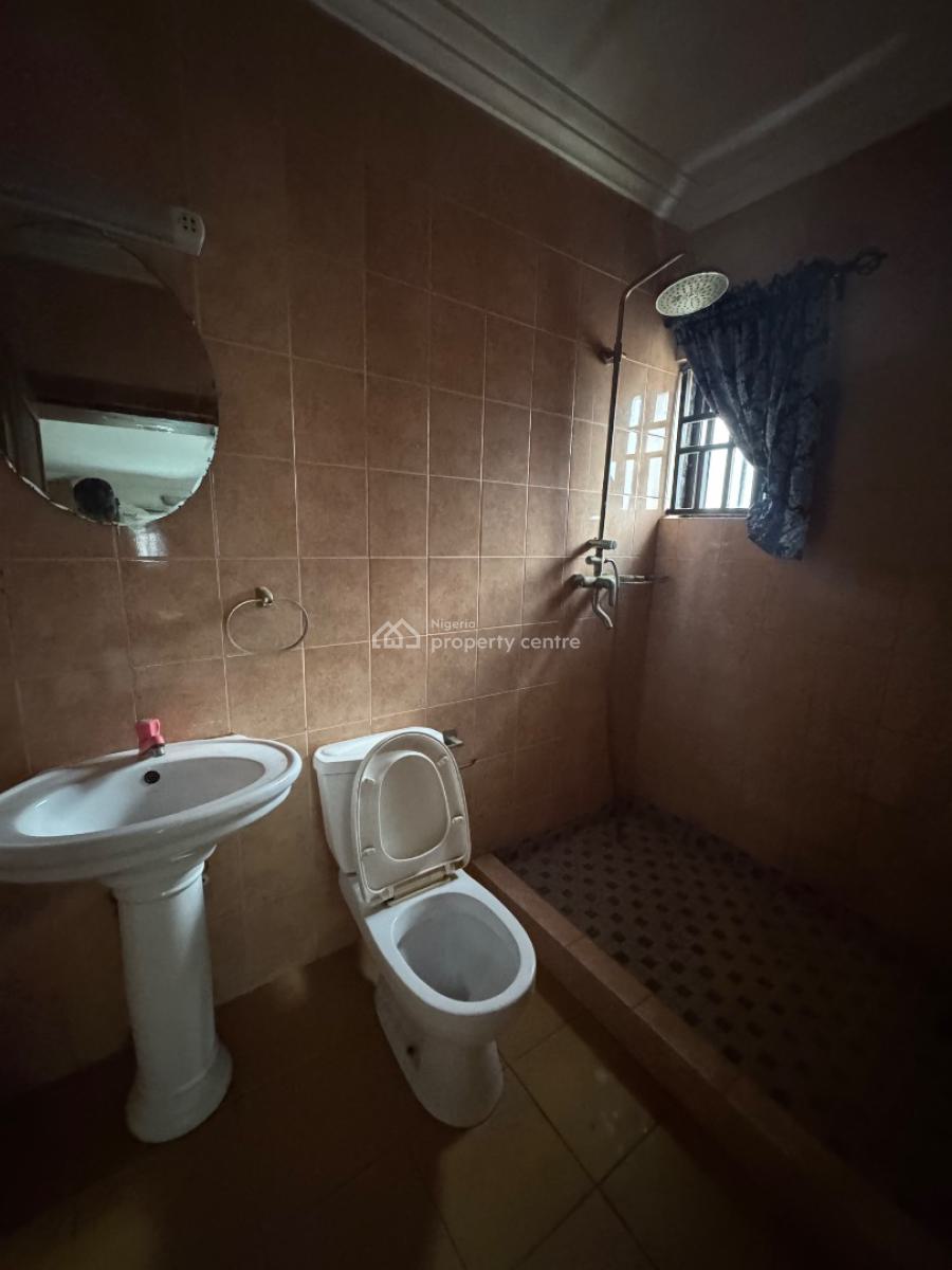 Spacious One Room Shared Apartment with Ac Open Parlor, Igbo Efon, Lekki, Lagos, Self Contain (single Rooms) for Rent