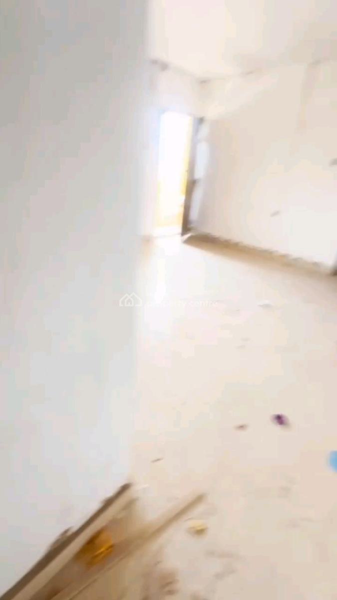 a Newly Renovated and Decent 2 Bedroom Apartment, Bashorun Street, Shomolu, Lagos, Flat / Apartment for Rent