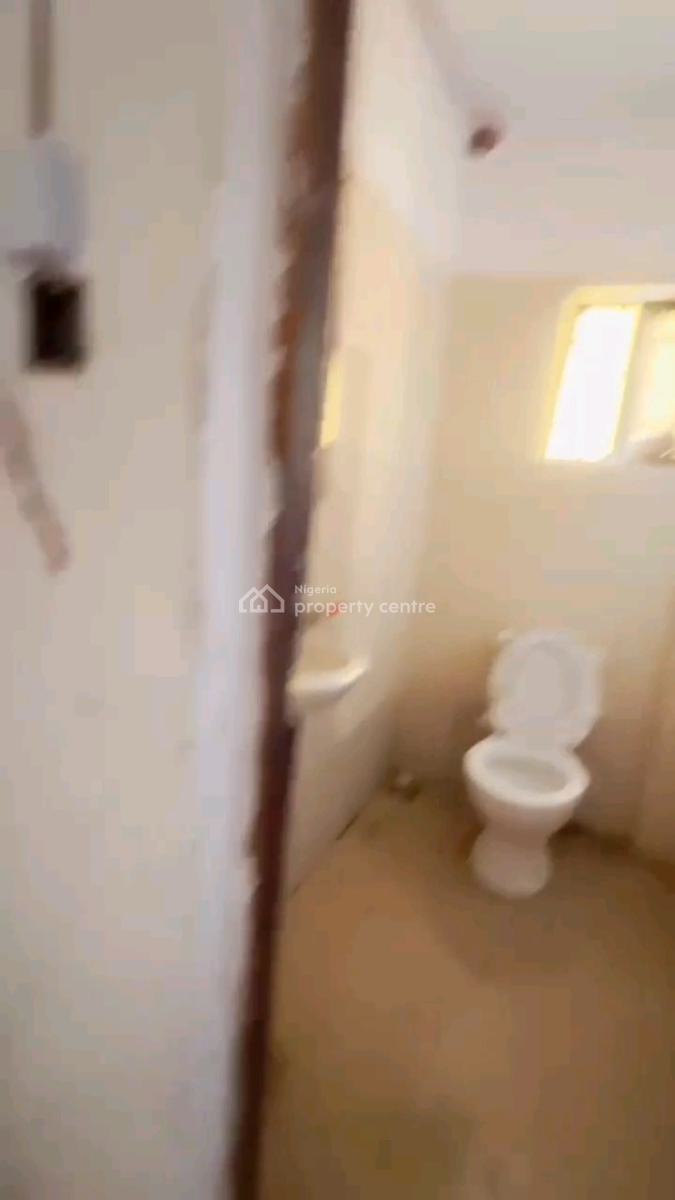 a Newly Renovated and Decent 2 Bedroom Apartment, Bashorun Street, Shomolu, Lagos, Flat / Apartment for Rent