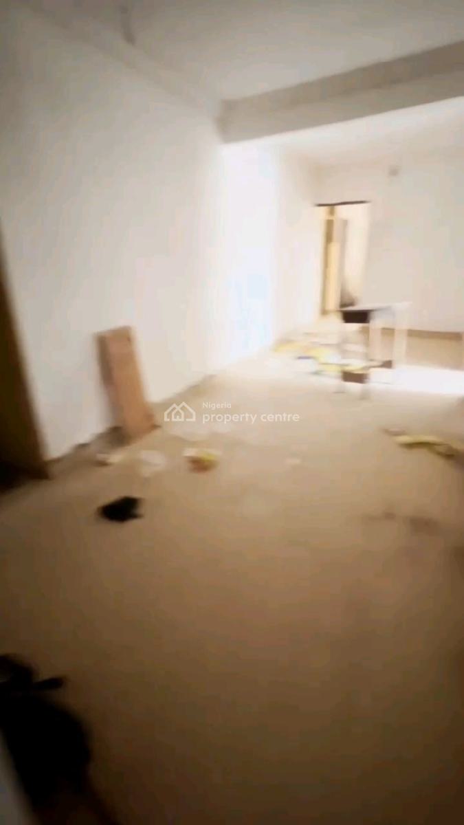 a Newly Renovated and Decent 2 Bedroom Apartment, Bashorun Street, Shomolu, Lagos, Flat / Apartment for Rent