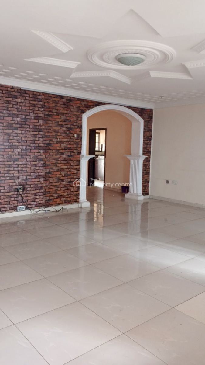 Spacious 3 Bedroom Flat, Spar Road Ikate, Ikate Elegushi, Lekki, Lagos, Flat / Apartment for Rent
