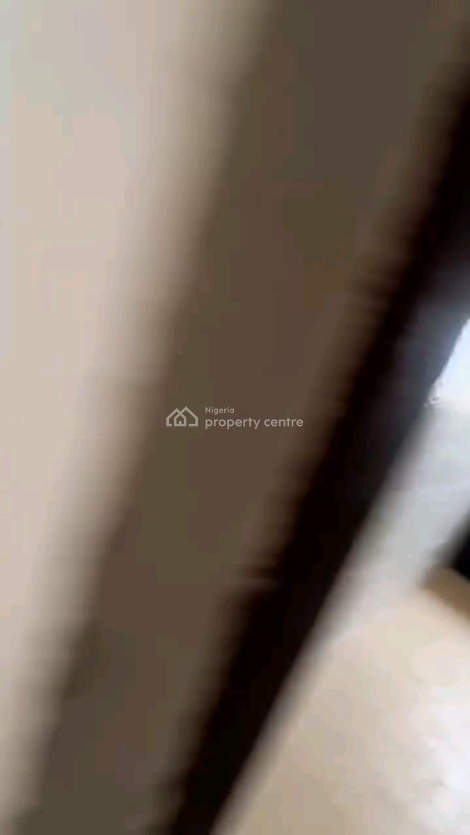 a Newly Renovated and Decent Self Contain, Upstairs, Bashorun Street, Shomolu, Lagos, Self Contain (single Rooms) for Rent