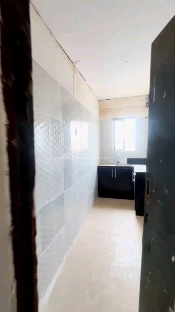a Newly Renovated and Decent Self Contain, Upstairs, Bashorun Street, Shomolu, Lagos, Self Contain (single Rooms) for Rent