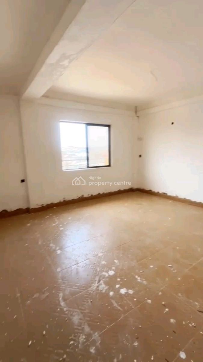 a Newly Renovated and Decent Self Contain, Upstairs, Bashorun Street, Shomolu, Lagos, Self Contain (single Rooms) for Rent