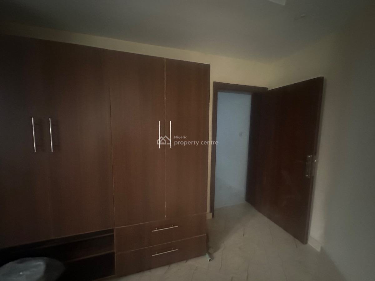 2 Bedroom Flat, Off International Airport Road Ajao Estate, Isolo, Lagos, Flat / Apartment for Rent