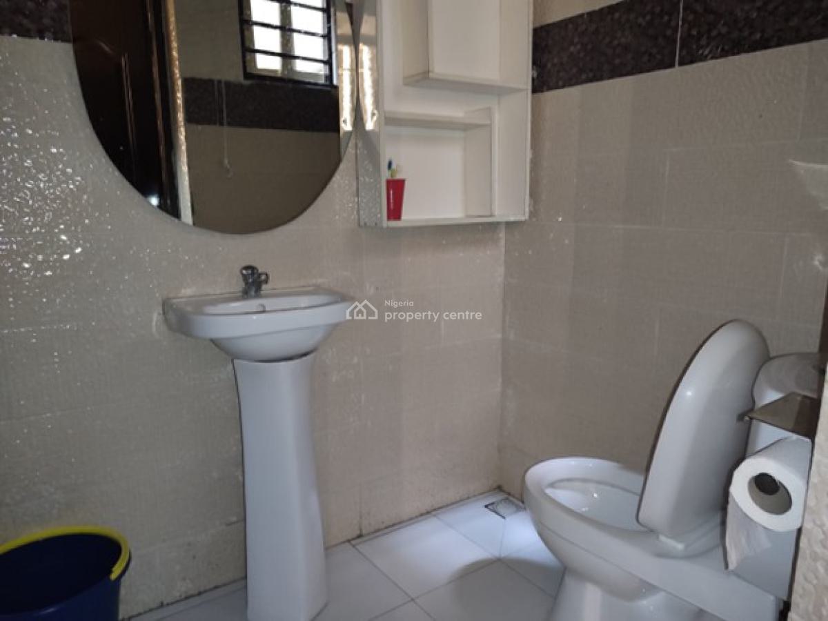 Luxury 3 Bedroom Flat, Gra, Yaba, Lagos, Flat / Apartment for Sale
