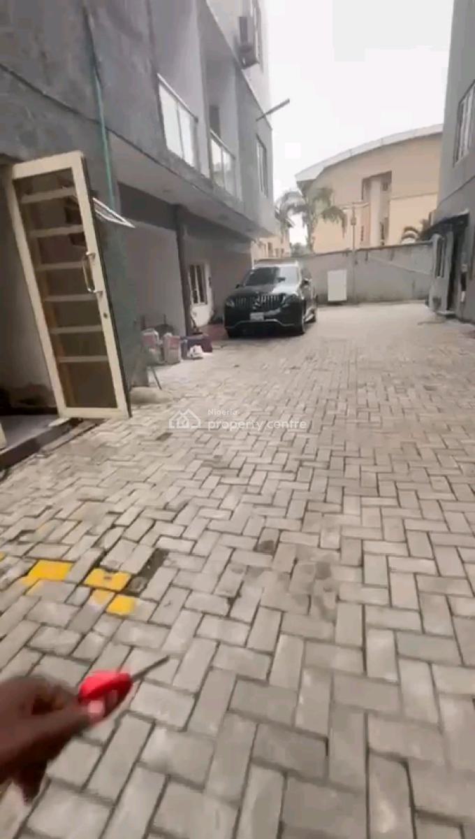 4 Bedrooms Terraced Duplex, Olaleye New Town, Iponri, Surulere, Lagos, Terraced Duplex for Rent