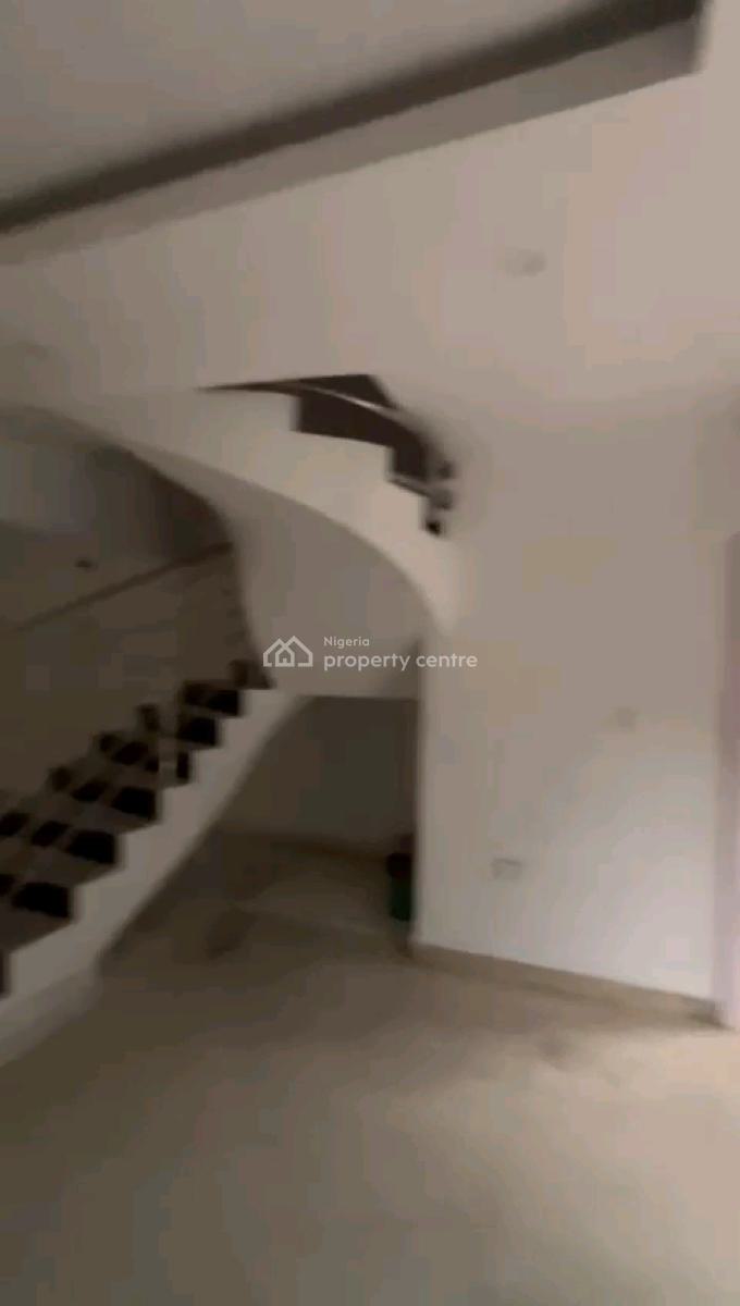 4 Bedrooms Terraced Duplex, Olaleye New Town, Iponri, Surulere, Lagos, Terraced Duplex for Rent