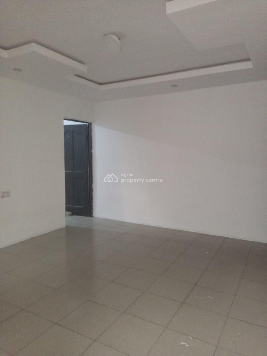 Large 2 Bedroom Flat, Upstairs, Igbo Efon, Lekki, Lagos, Flat / Apartment for Rent