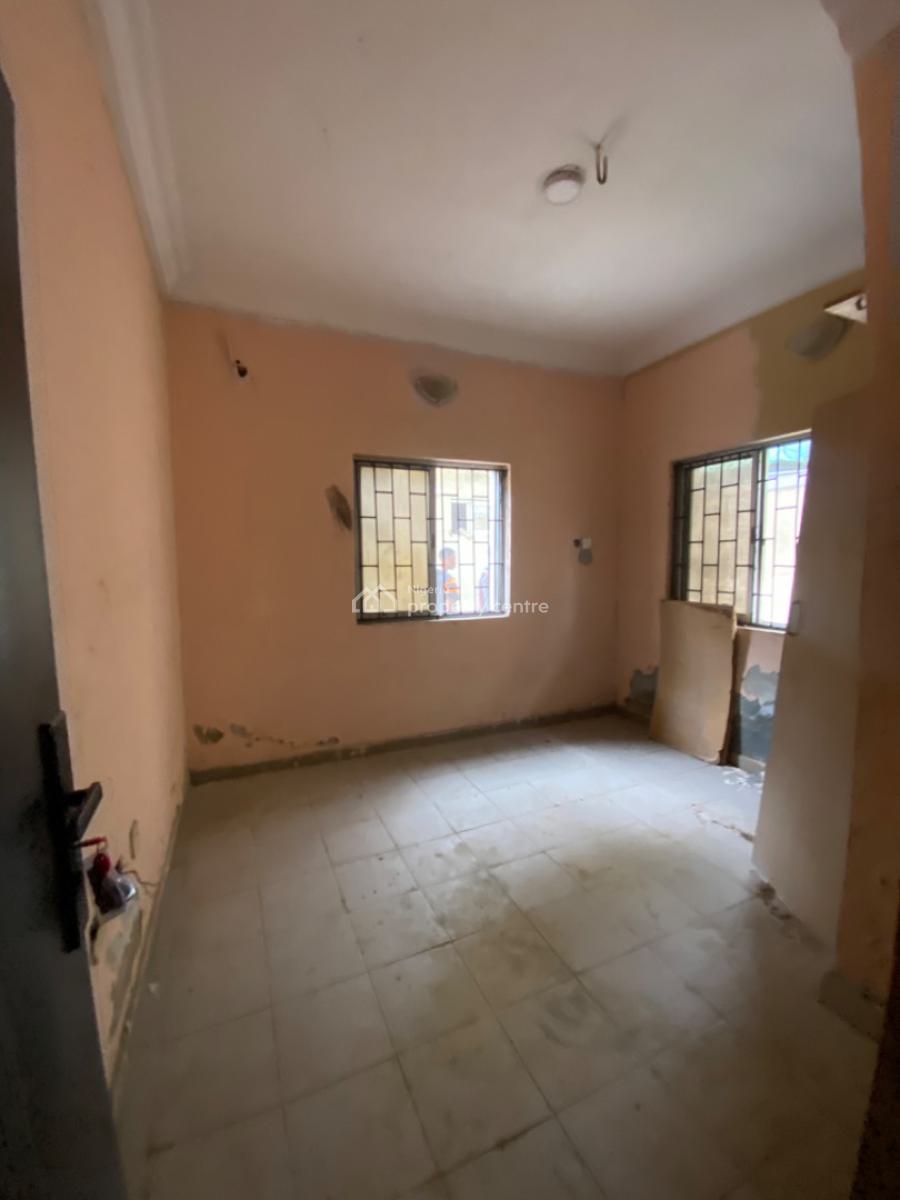 Spacious 4 Bedroom House in an Estate, Off Admiralty Way, Lekki Phase 1, Lekki, Lagos, Semi-detached Duplex for Rent