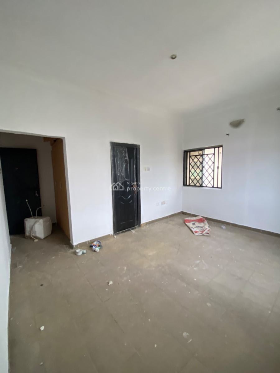 Spacious 4 Bedroom House in an Estate, Off Admiralty Way, Lekki Phase 1, Lekki, Lagos, Semi-detached Duplex for Rent