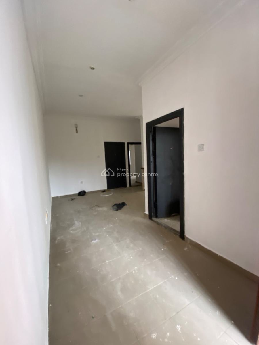 Spacious 4 Bedroom House in an Estate, Off Admiralty Way, Lekki Phase 1, Lekki, Lagos, Semi-detached Duplex for Rent