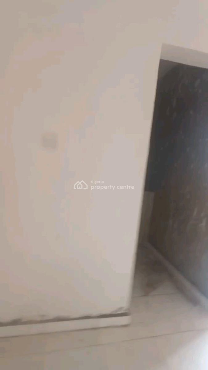 a Units of Standard Roomself Con, Upstairs Is Up for Long Lease, Off Market Street, Shomolu, Lagos, Self Contain (single Rooms) for Sale