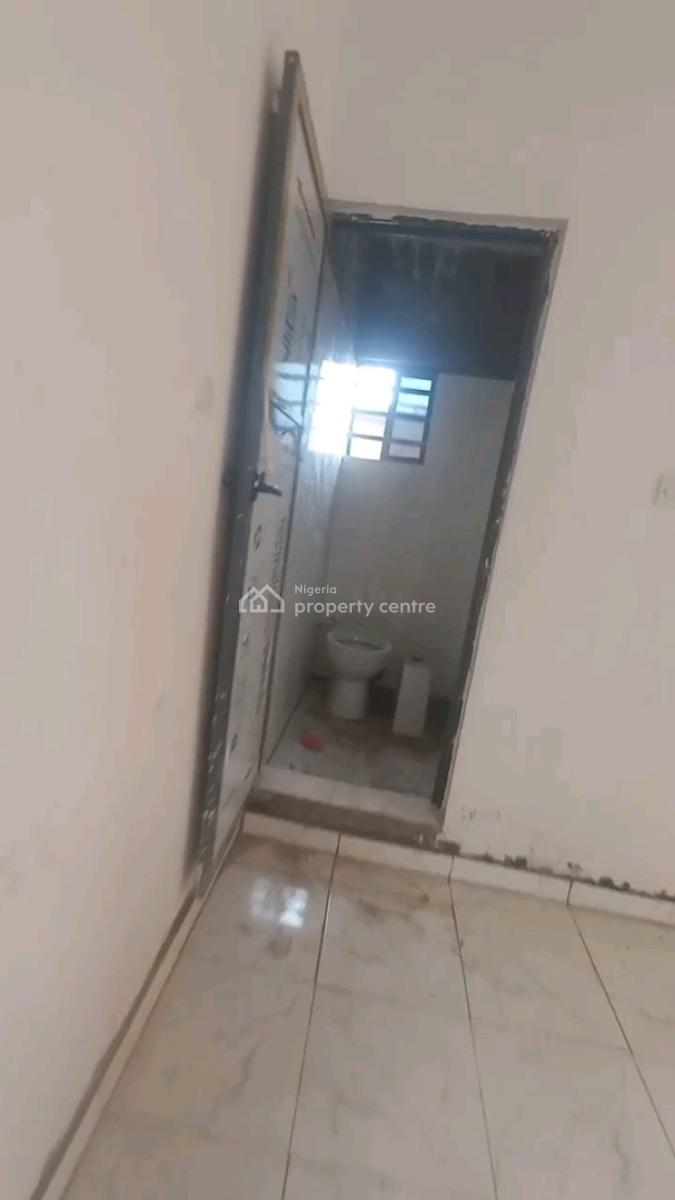 a Units of Standard Roomself Con, Upstairs Is Up for Long Lease, Off Market Street, Shomolu, Lagos, Self Contain (single Rooms) for Sale