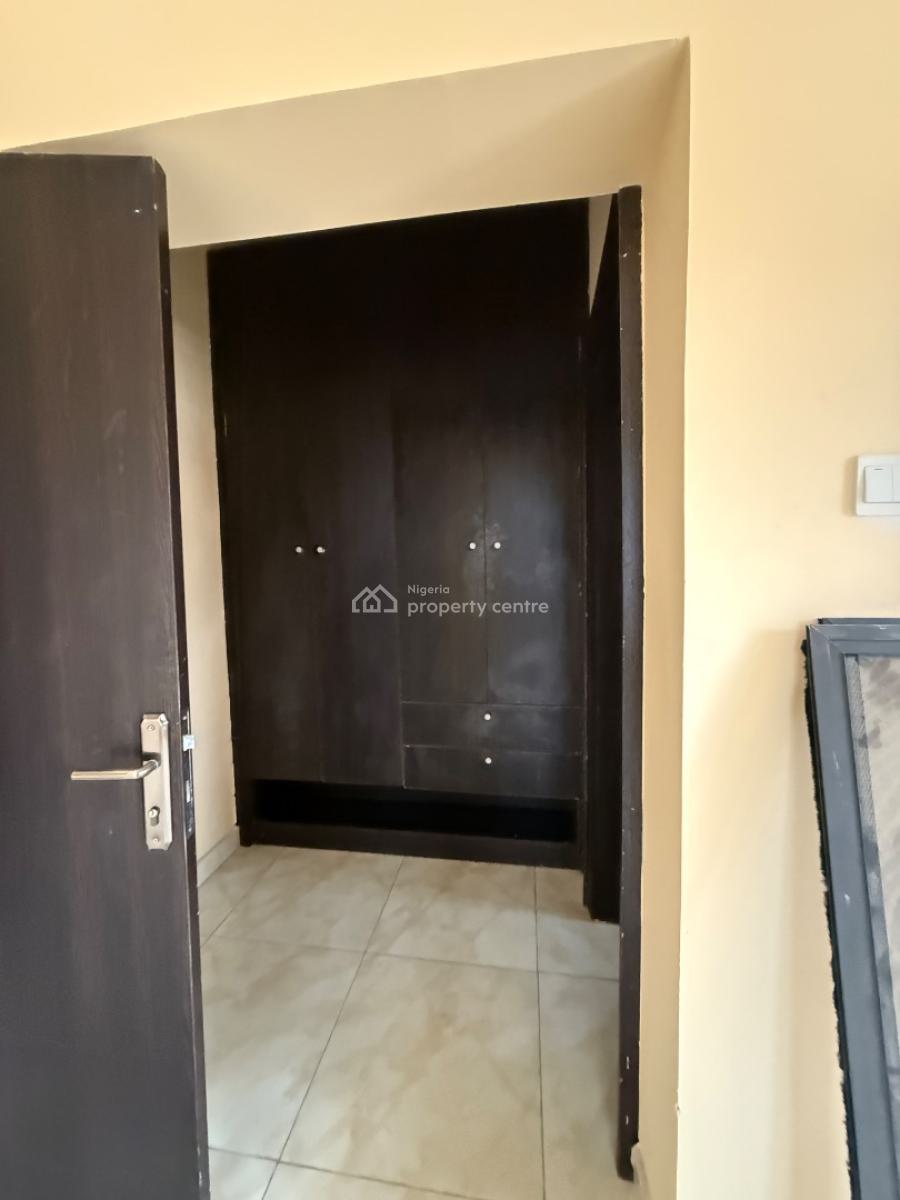 Luxury 2 Bedrooms Flat, Gilmore, Jahi, Abuja, Flat / Apartment for Rent