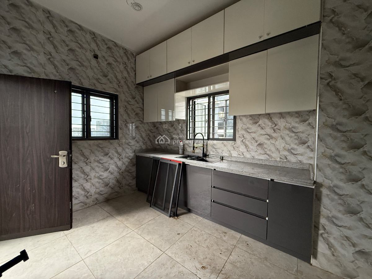 Luxury 3 Bedrooms Flat, Gilmore, Jahi, Abuja, Flat / Apartment for Rent