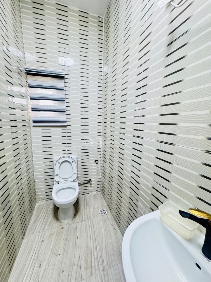 Spacious One Bedroom Apartment, Alpha Beach Road Lekki, Lekki Phase 2, Lekki, Lagos, Mini Flat (room and Parlour) for Sale