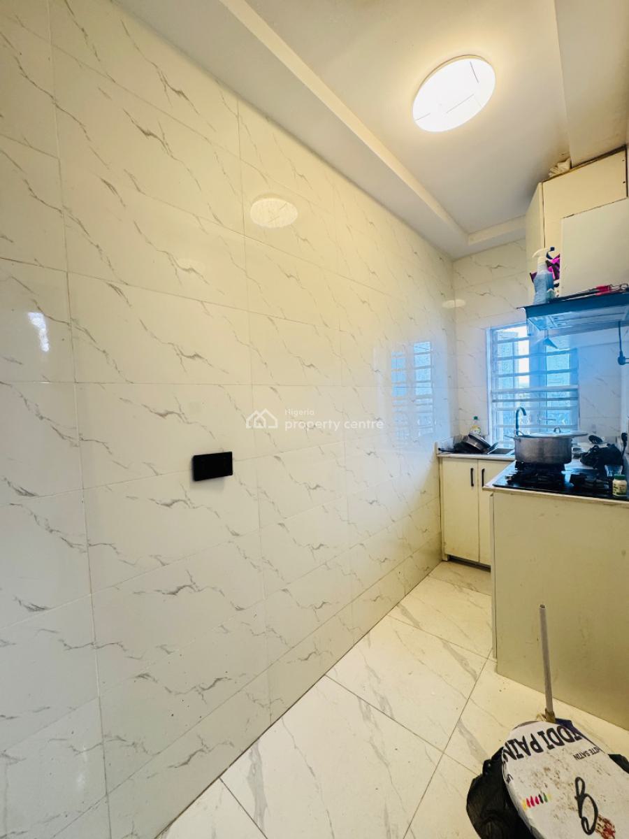 Spacious One Bedroom Apartment, Alpha Beach Road Lekki, Lekki Phase 2, Lekki, Lagos, Mini Flat (room and Parlour) for Sale