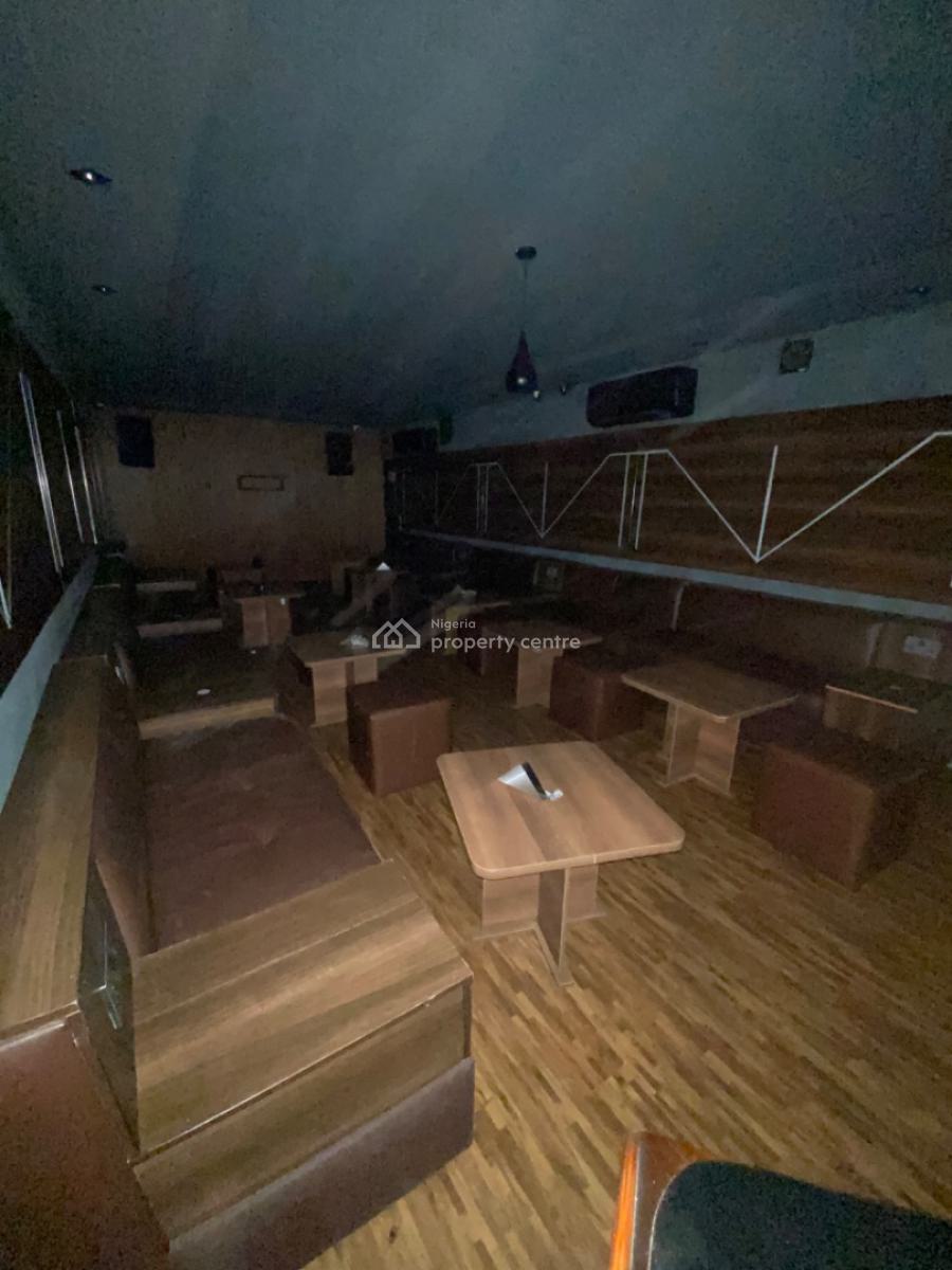 Furnished Restaurant, Off Admiralty Way, Lekki Phase 1, Lekki, Lagos, Restaurant / Bar for Rent