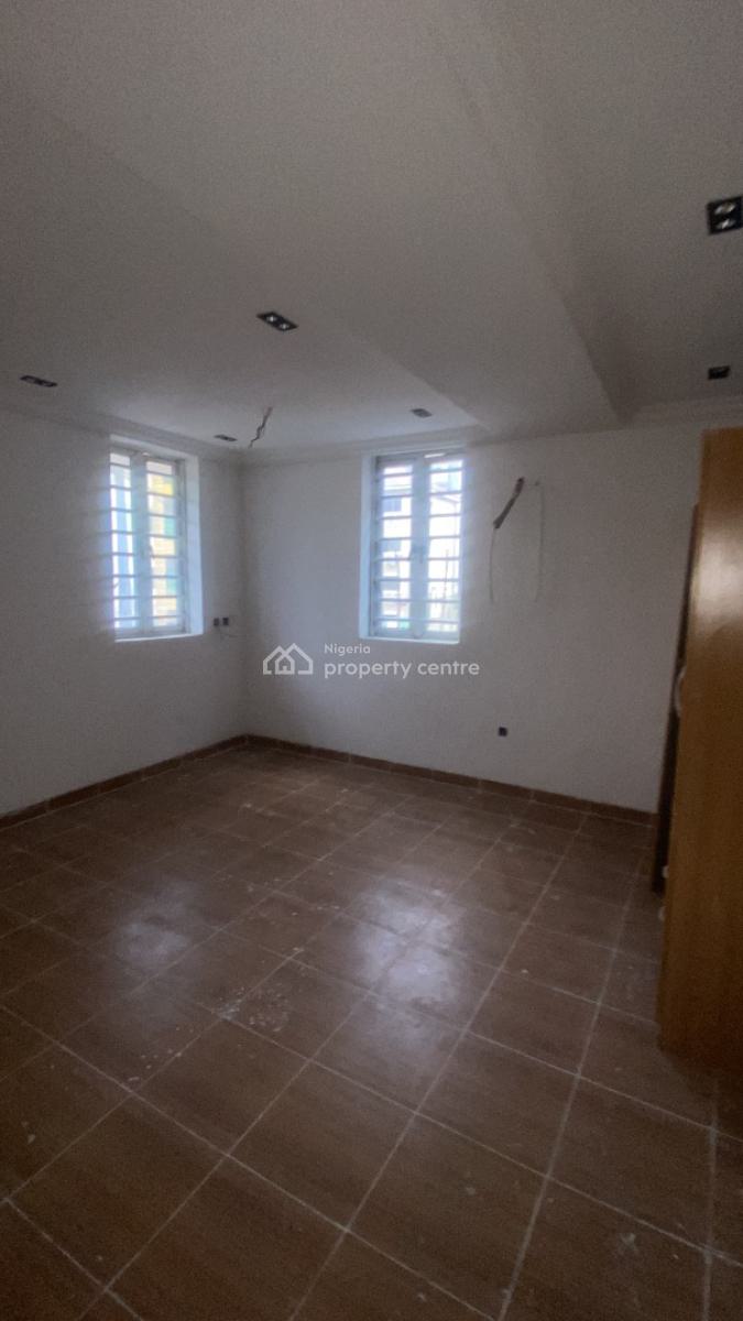 3 Bedrooms Apartment, Alagomeji, Yaba, Lagos, Flat / Apartment for Sale