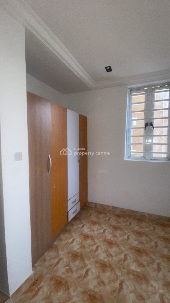 3 Bedrooms Apartment, Alagomeji, Yaba, Lagos, Flat / Apartment for Sale
