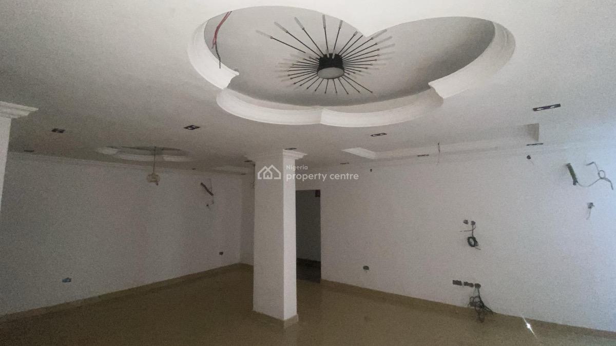 3 Bedrooms Apartment, Alagomeji, Yaba, Lagos, Flat / Apartment for Sale